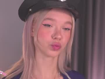 Hi! I'm Alina! 🎀 // All goals completed!  Thanks to all tippers! #bigass #bigboobs #18 #shy #teen