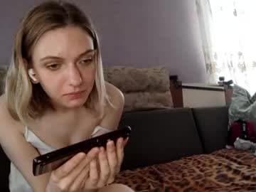Welcome to our room! new fresh couple, we both just turned 18 and ready to explore! - Goal: Make jake hard, tease him with my mouth [177 tokens left] #new #blowjob #teen #18 #cute